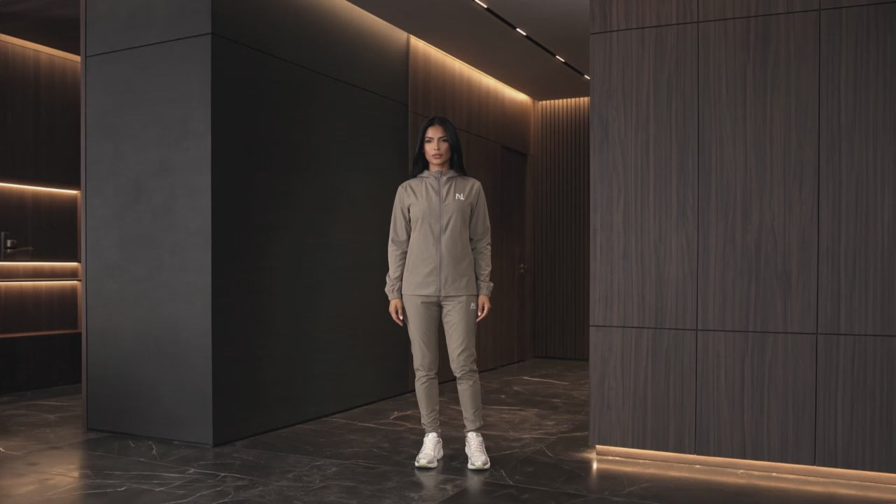Novélle Reflective Tracksuit – Taupe